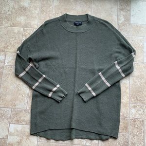 American Eagle knit sweater